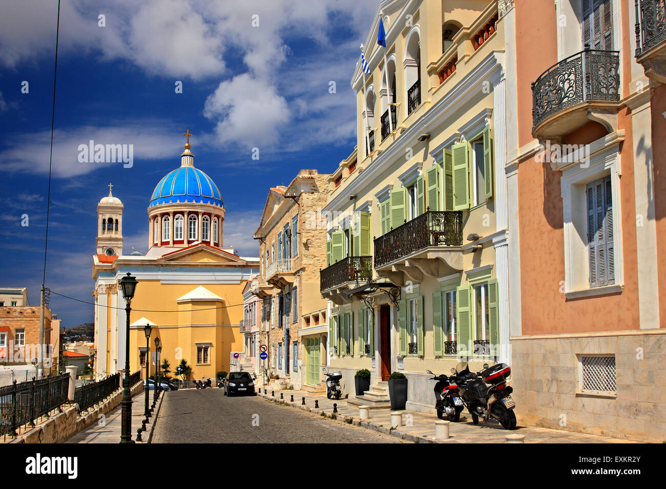 Agios Nikolaos (San Nicola) Chiesa, 'Vaporia' quartiere, Ermoupolis town, Syros Island, Cicladi Grecia. Foto Stock