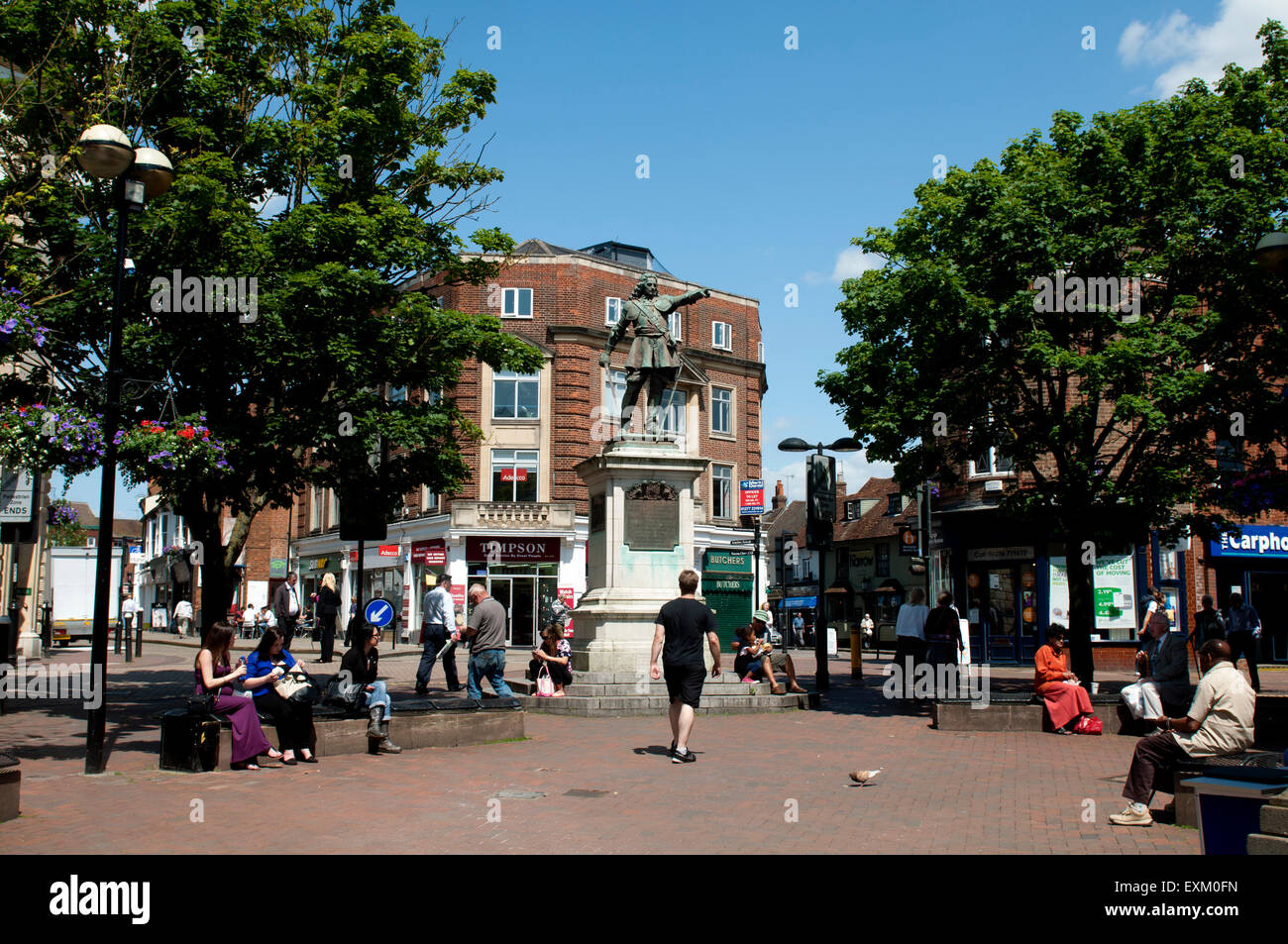 Piazza del Mercato, Aylesbury, Buckinghamshire, Inghilterra, Regno Unito Foto Stock