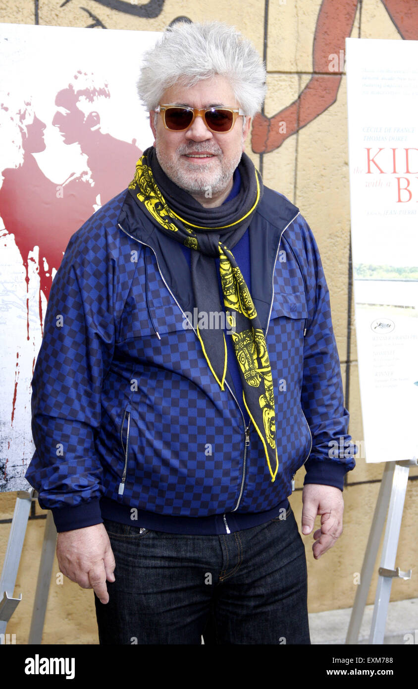 Pedro Almodovar presso la American Cinematheque la sessantanovesima Annuale di Golden Globe Awards Foreign-Language Nominee evento. Foto Stock