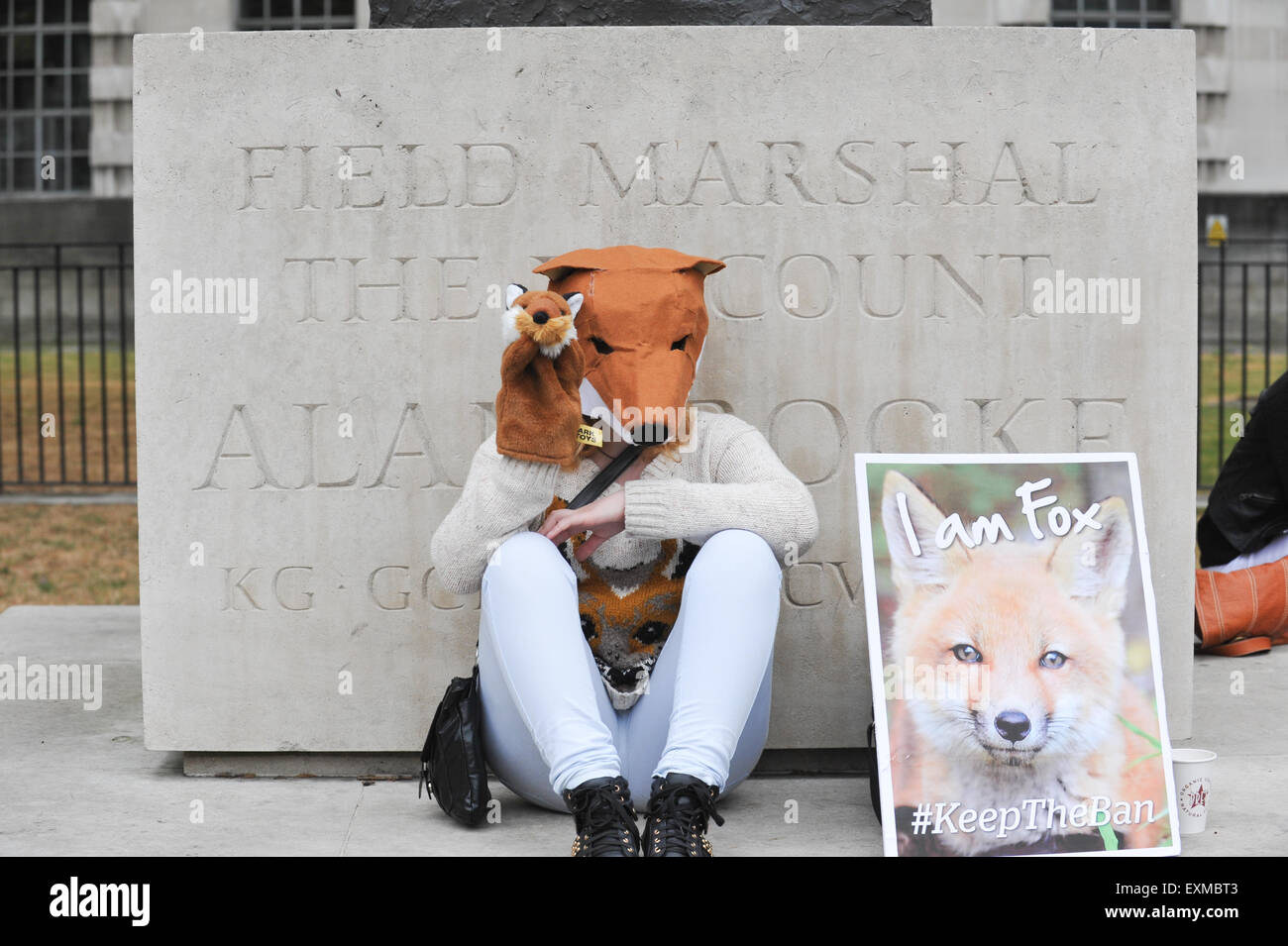 Fox divieto di caccia dimostrazione esterna di Downing Street 2015 Foto Stock