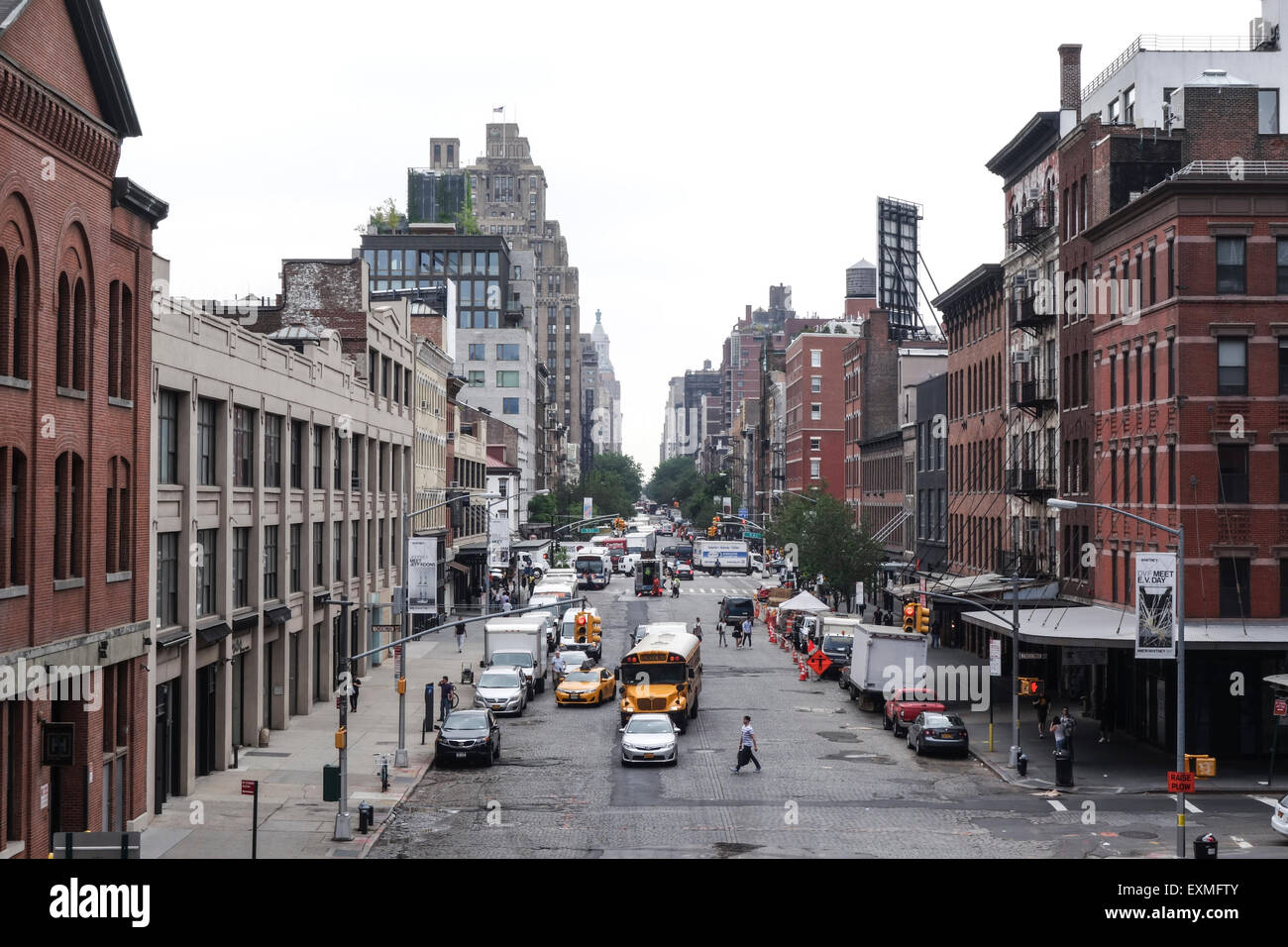 West 14th Street, 9 Avenue street view su il West Village, Manhattan, New York City, Stati Uniti d'America. Foto Stock