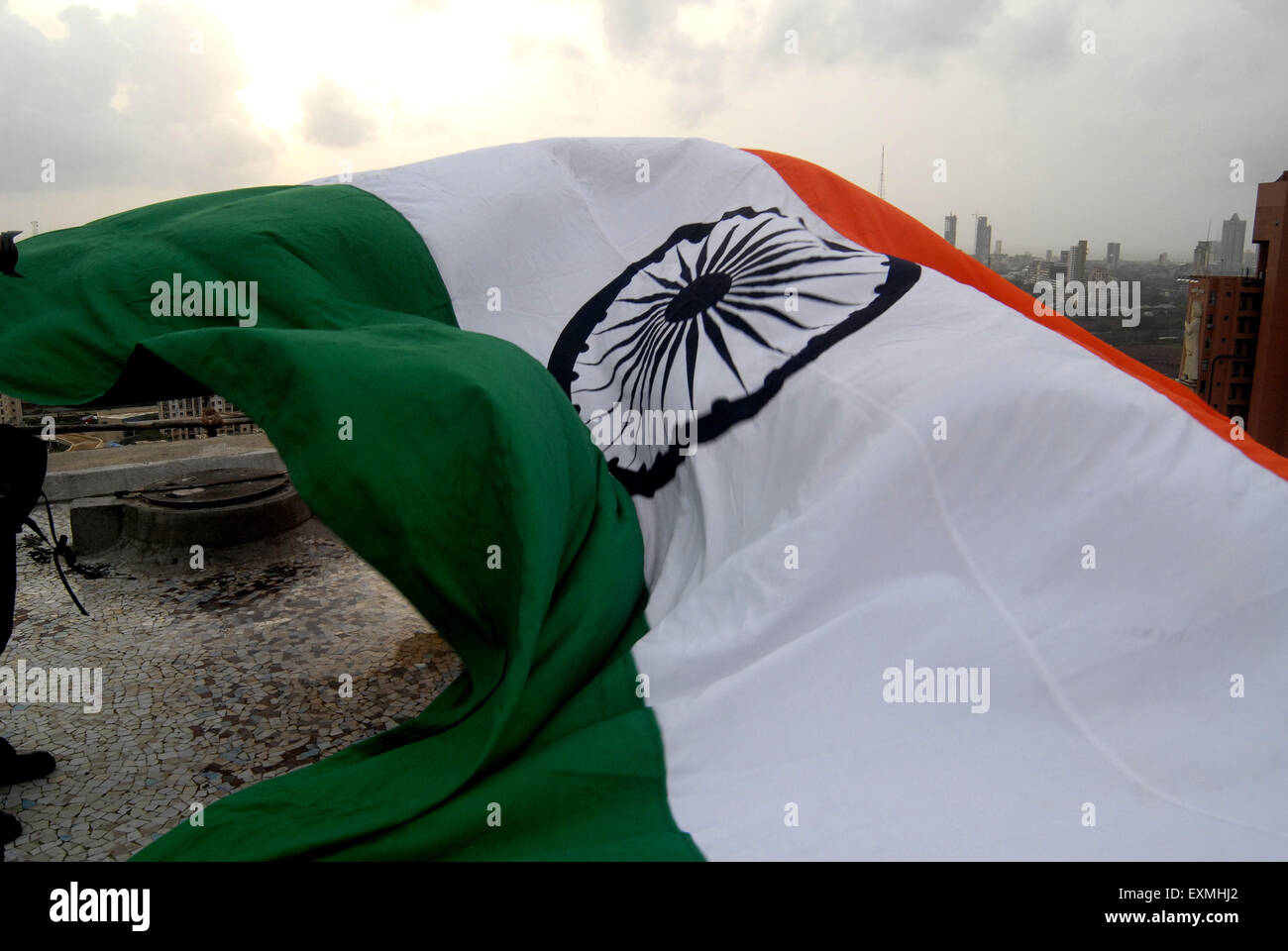 Bandiera indiana fluttering, Independence Day, bandiera dell'India, Bombay, Mumbai, Maharashtra, India, Asia Foto Stock