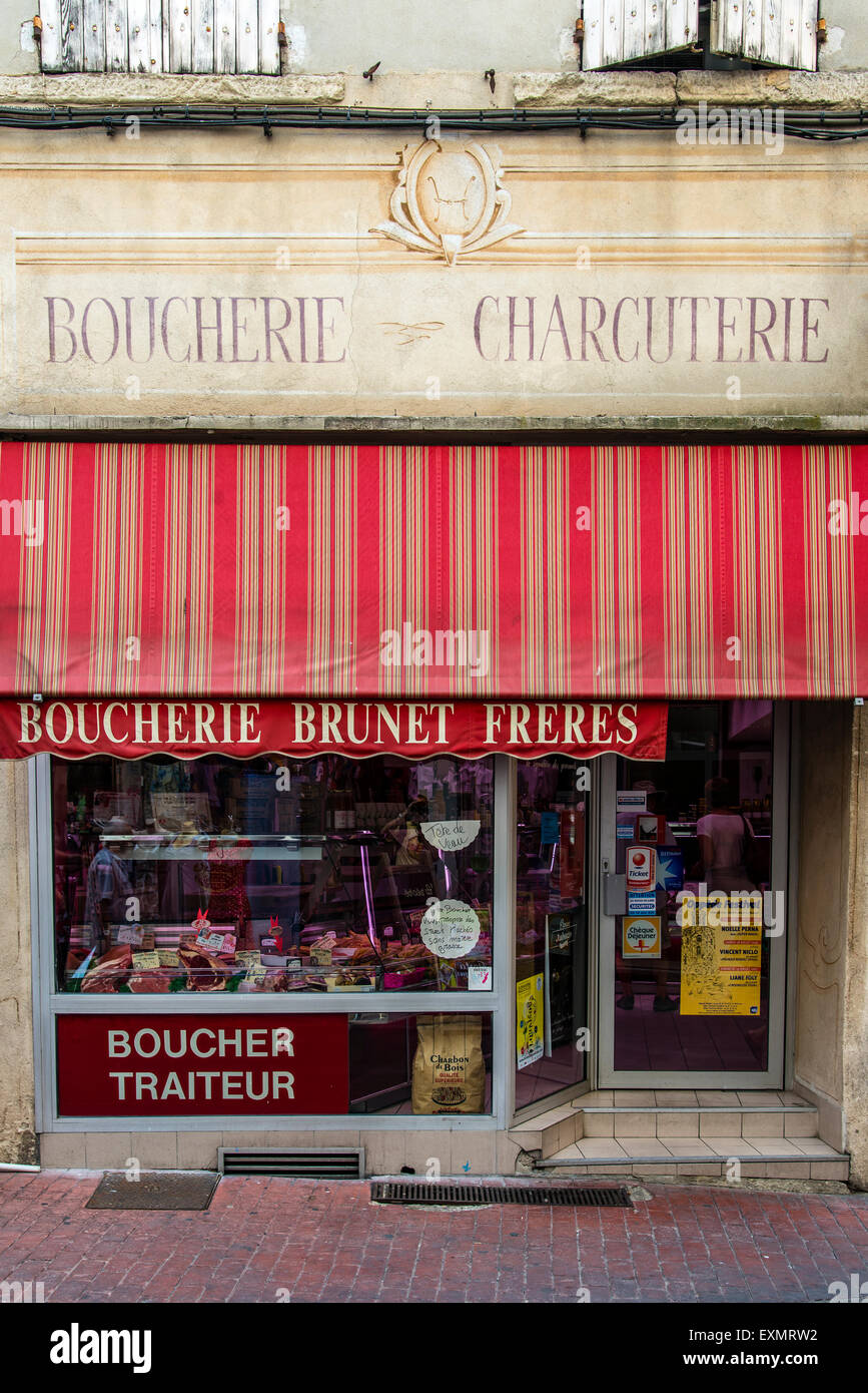 Vecchio boucher charcutier o negozio di macellaio in Carpentras, Provenza, Francia Foto Stock