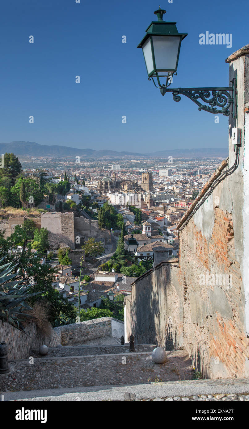 Granada - Le prospettive sulla città con la Cattedrale Foto Stock