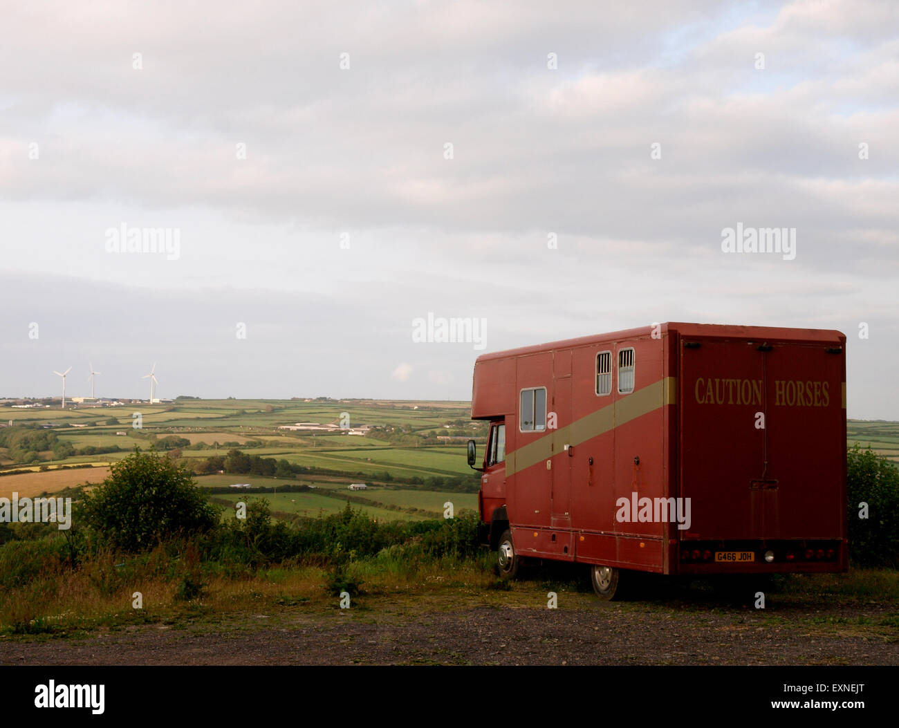 Van per cavalli con vista sulla vallata, Woolacombe, Devon, Regno Unito Foto Stock
