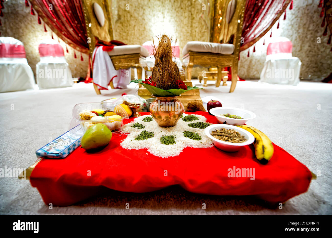 Immagine della configurazione per un Indiano cerimonia di nozze Foto Stock