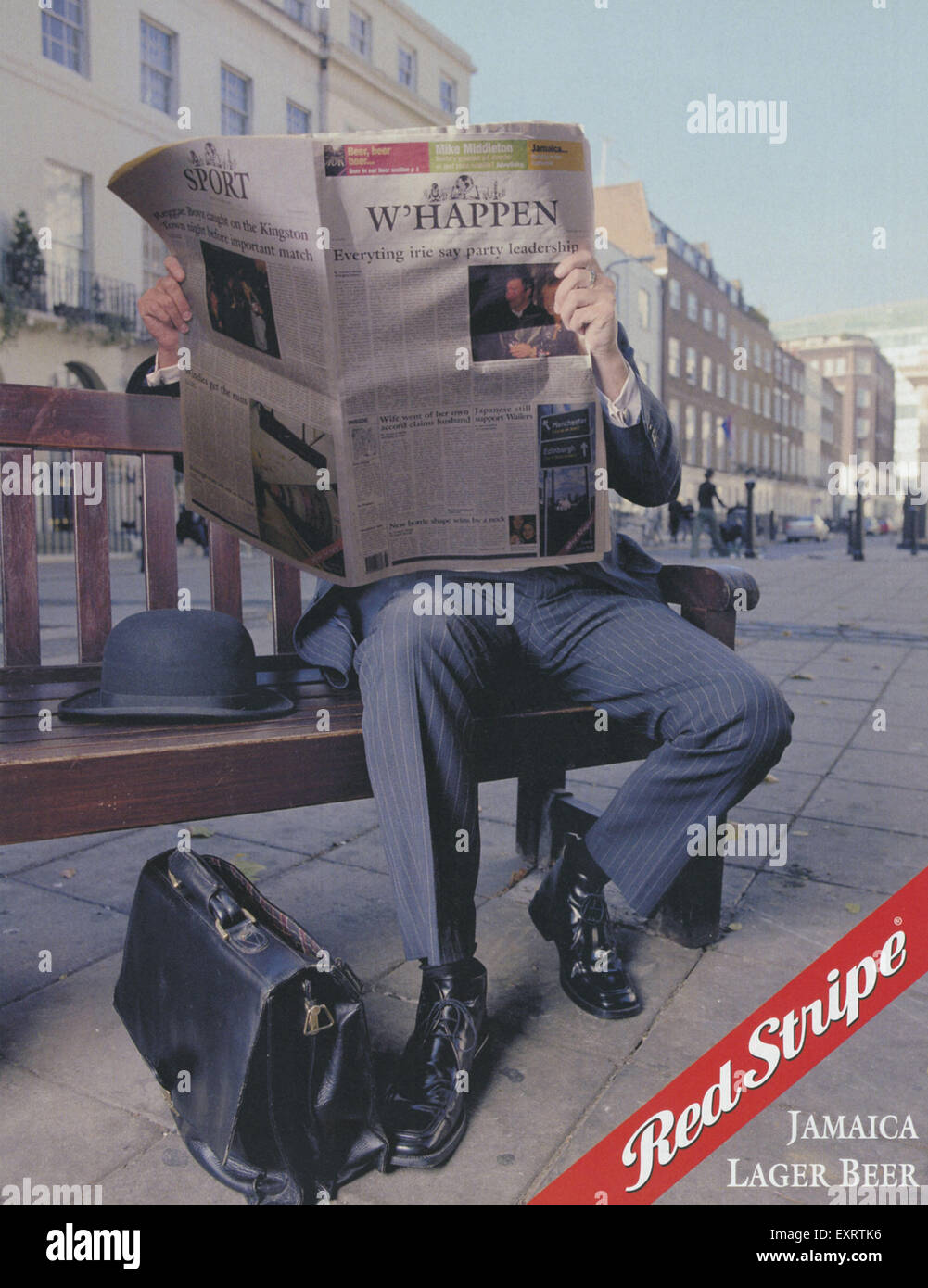 2000S UK Red Stripe Magazine annuncio pubblicitario Foto Stock