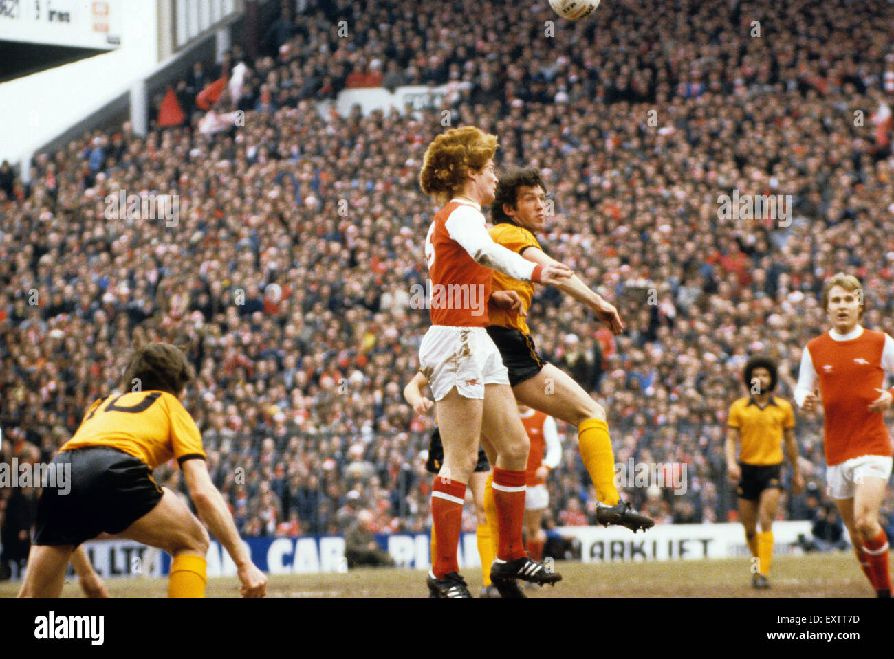 Willie giovani e Norman Bell calciatori calciatore FA Cup semi final Arsenal v Wolverhampton Wanderers 31 Marzo 1979 Foto Stock