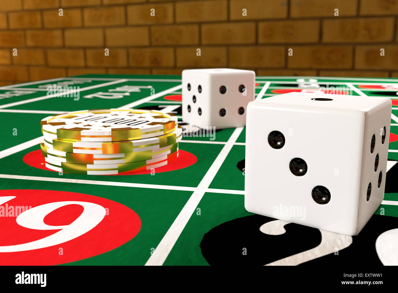 Primo piano di un token e dadi sul tavolo della roulette Foto Stock