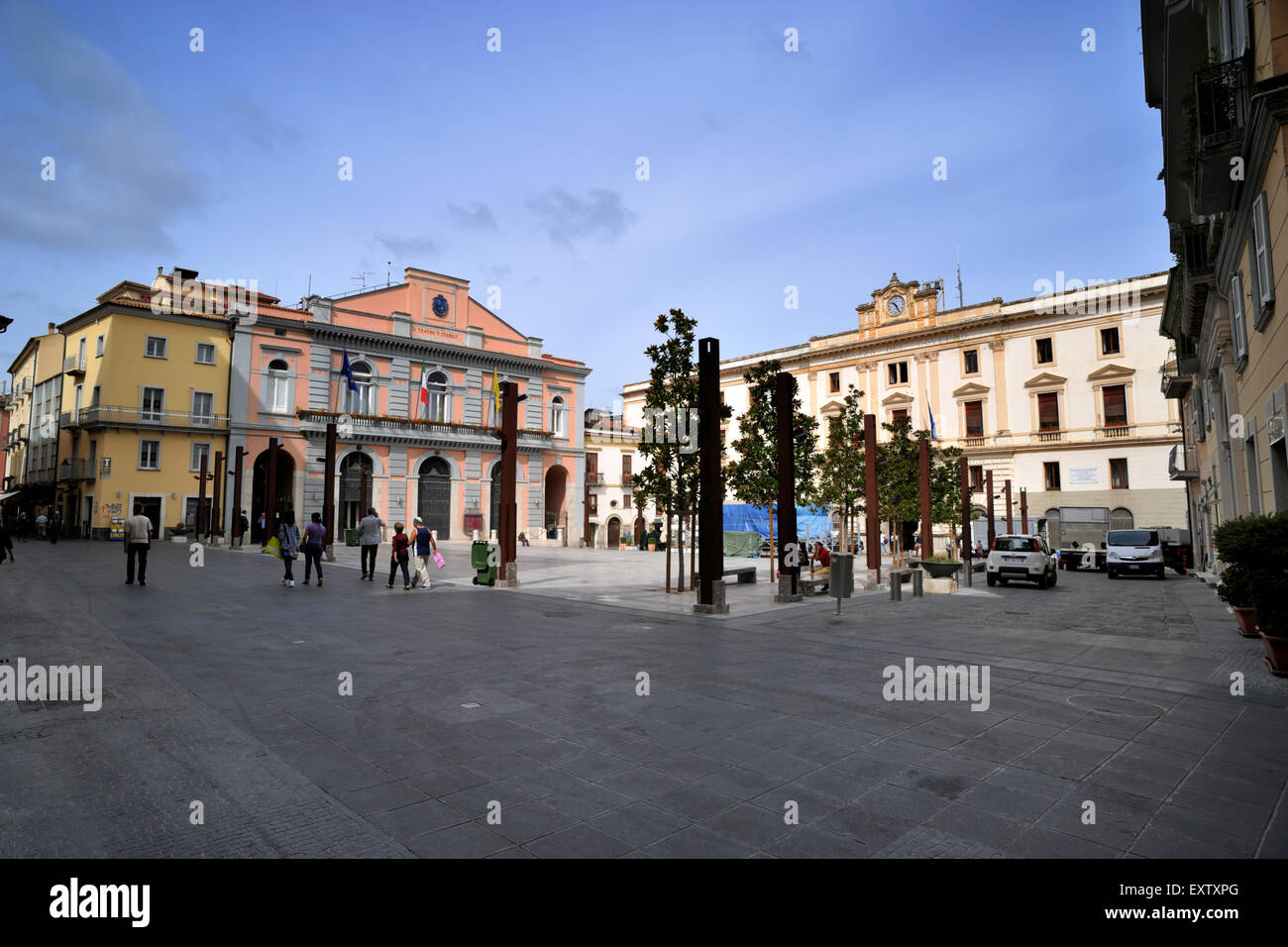 Italia, Basilicata, potenza, Piazza Mario pagano, restaurata dall'architetto italiano Gae Aulenti Foto Stock