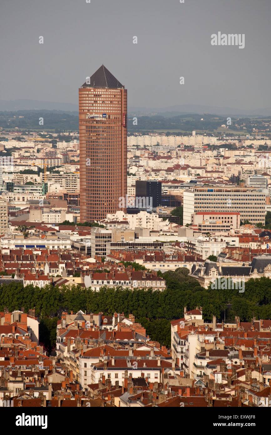 La città di Lione con il Tour du Credit Lyonnais, Francia Foto Stock