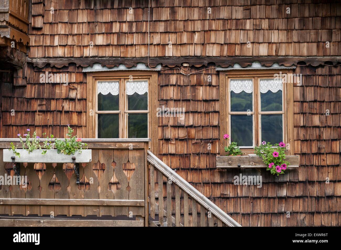 Facciata di una casa, Fusch an der Großglocknerstraße, Salzburger Land Austria, Europa Foto Stock