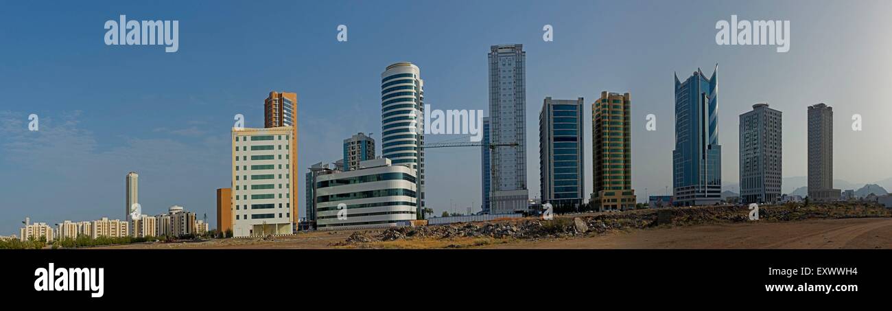 Skyline di Fujairah, Emirati Arabi Uniti Foto Stock