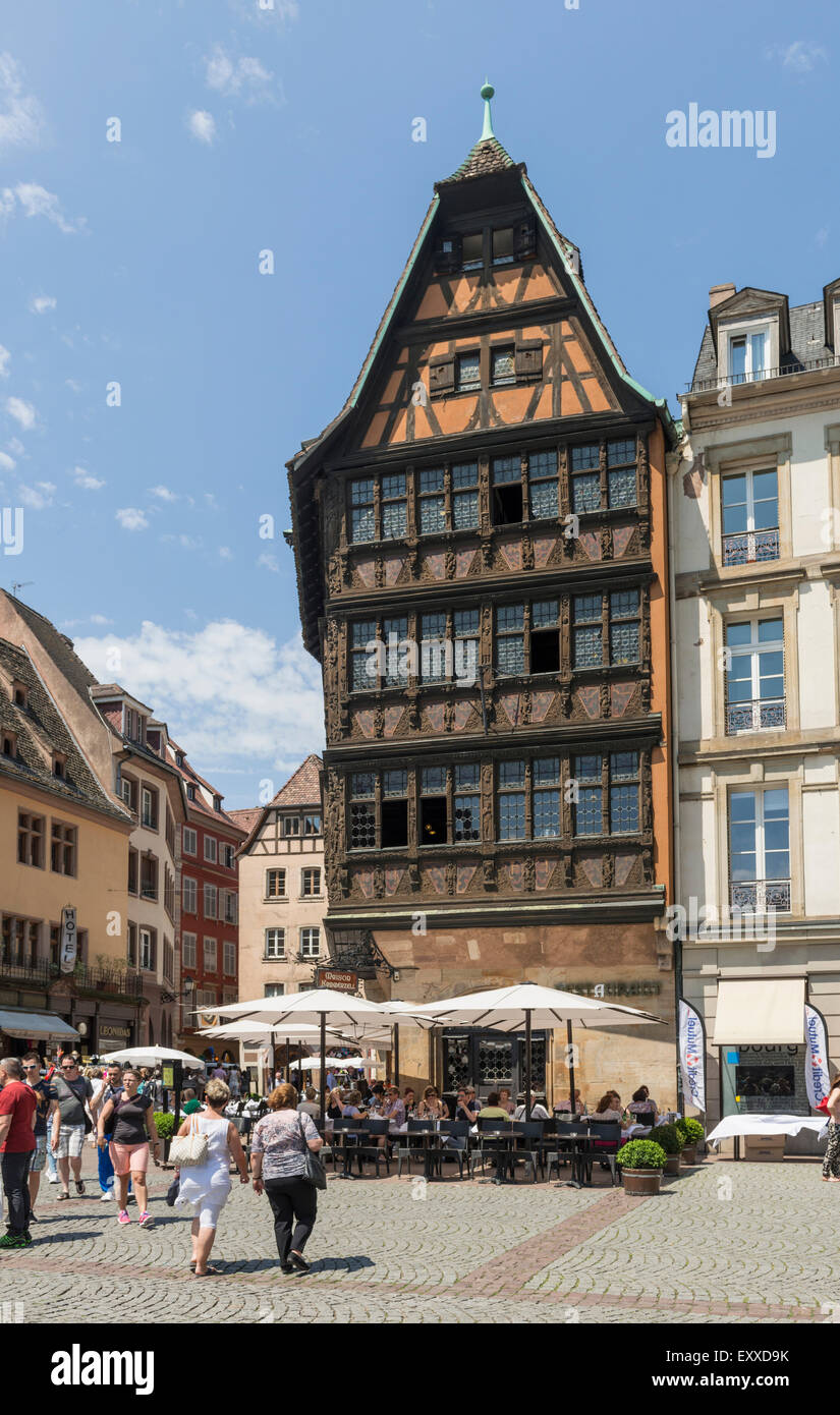 Maison Kammerzell un celebre Medieval casa gotica in Place de la Cathedrale, Strasburgo, Francia, Europa Foto Stock