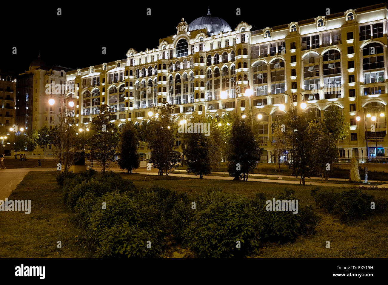Un classico palazzo dell'epoca tardo-russa in città Di Baku capitale dell'Azerbaigian Foto Stock