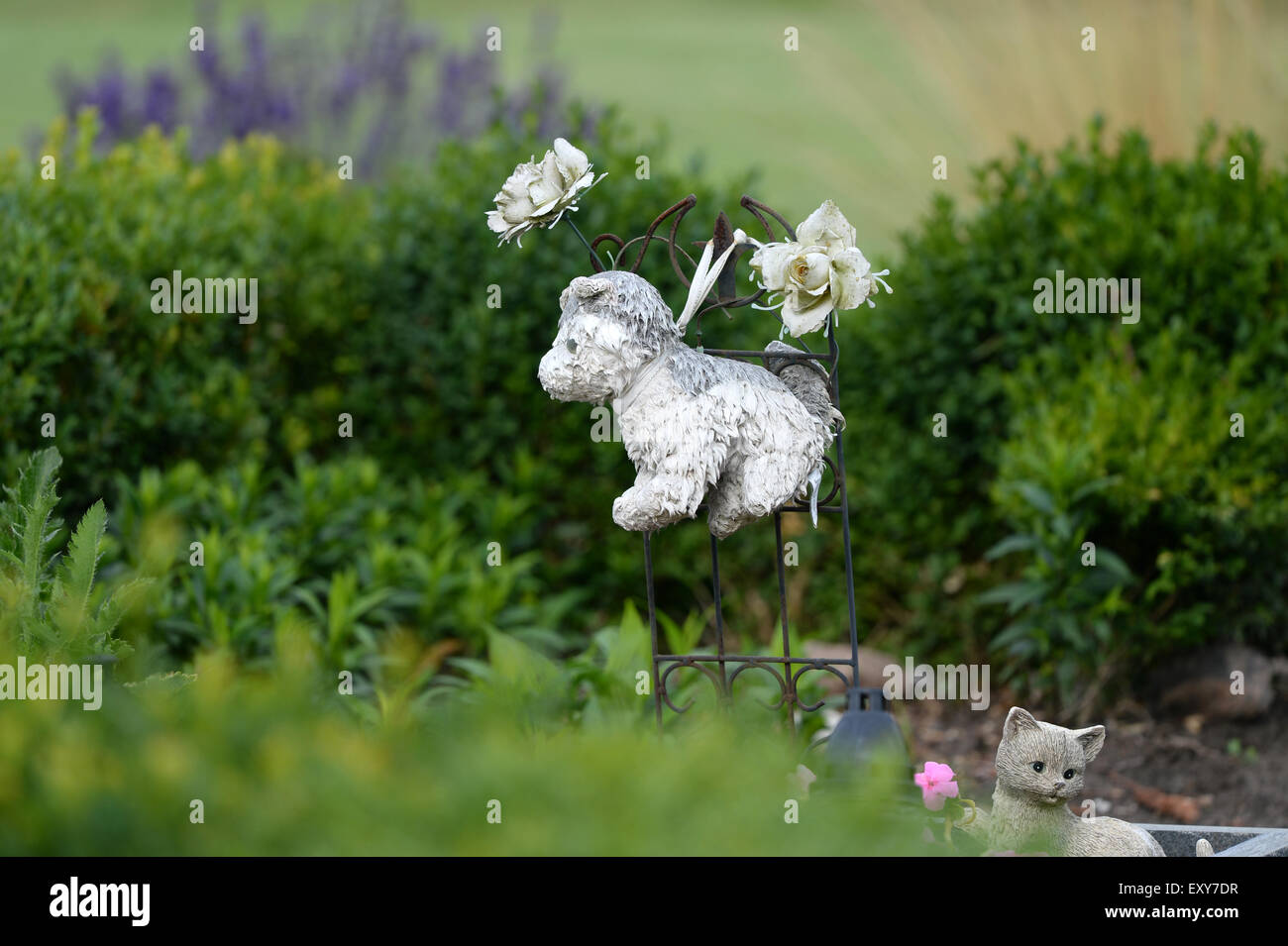 Relaxdays Gnomo Da Giardino, Con Lanterna, Statua Resistente A Intemperie E Gelo, HxLxP: 15x7 - Foto 9