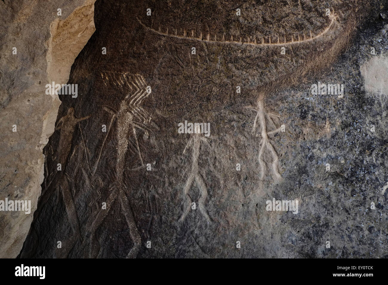 Antiche incisioni rupestri risalenti a 10.000 BC indicando una fiorente cultura in Gobustan Parco Nazionale UNESCO World Heritage Site in Azerbaigian. Foto Stock