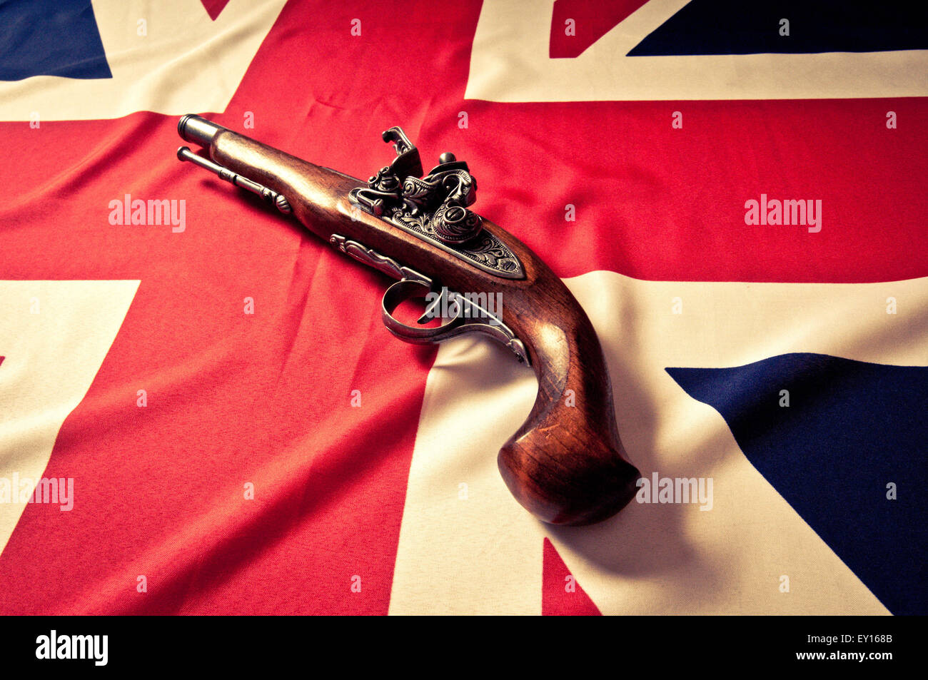 Bandiera del Regno Unito e flintlock gun Foto Stock