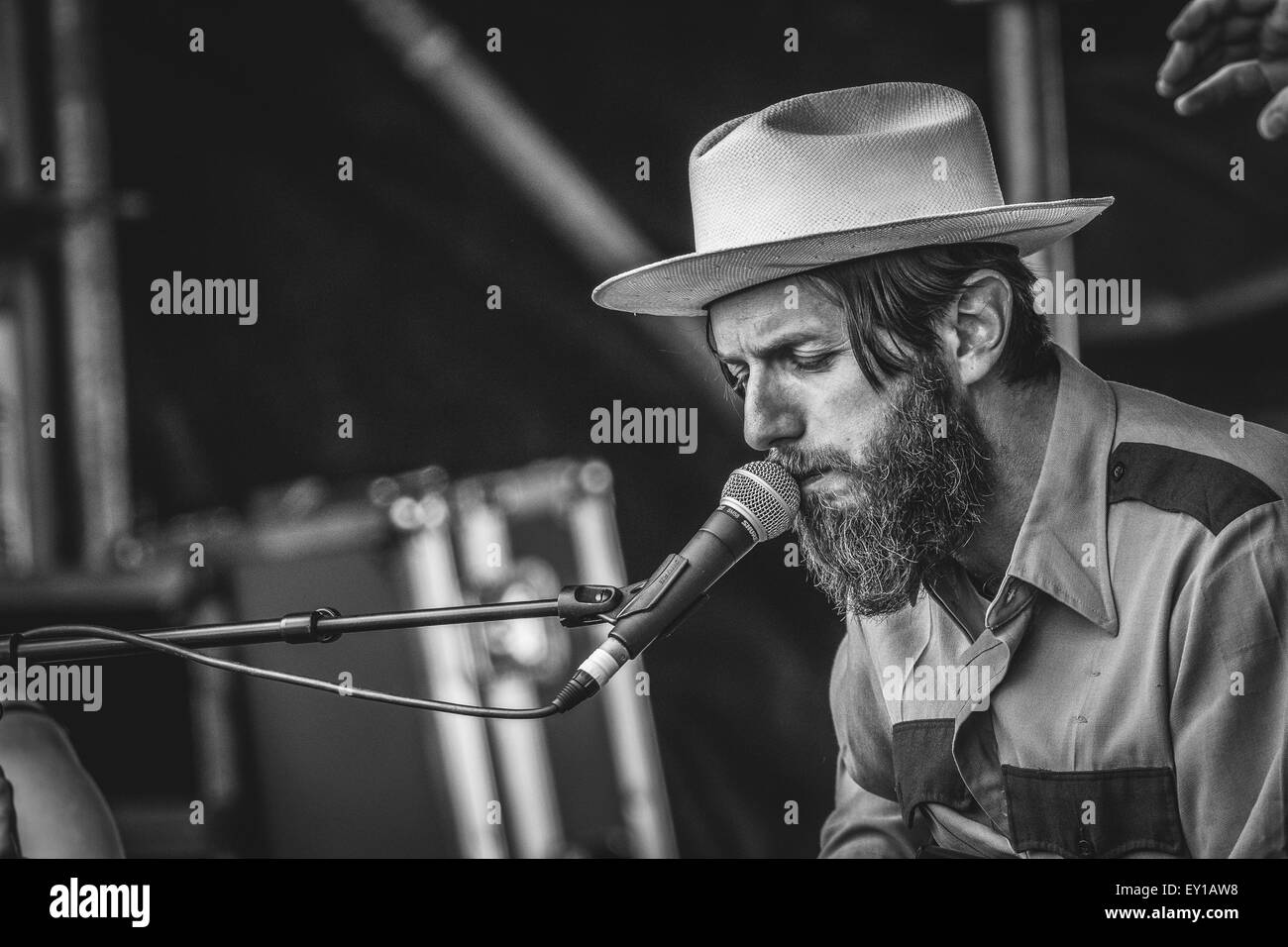 Gateshead, Regno Unito - 18 Luglio 2015 - Hillfolk Noir eseguendo sulla Sage outdoor stadio a Summertyne Americana Festival Foto Stock