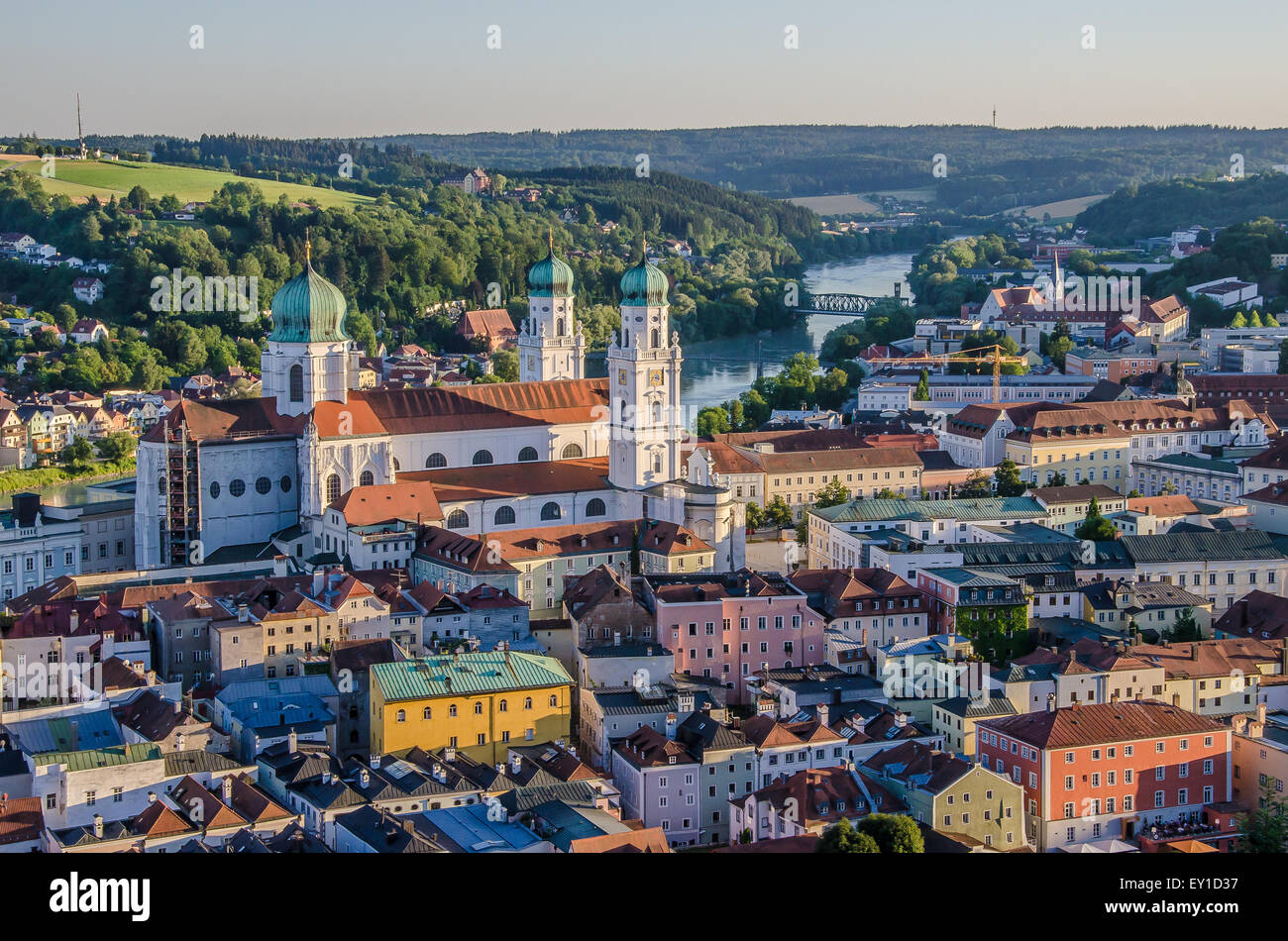 Fantastica vista dalla Veste Oberhaus alla Cattedrale di Santo Stefano Foto Stock