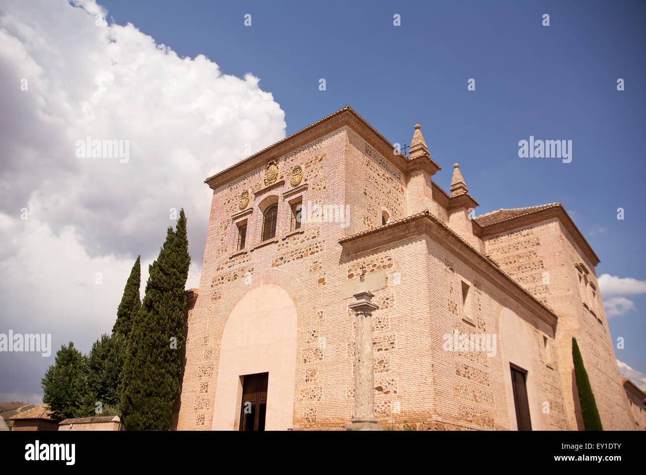La moschea e la Chiesa poi in Alhambra di Granada Foto Stock