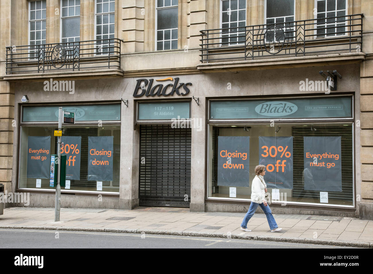 Una chiusura di vendita All Blacks outdoor shop, Oxford, Oxfordshire, England, Regno Unito Foto Stock