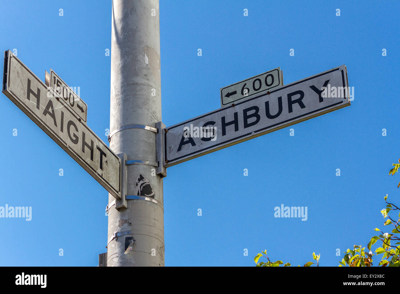 Cartello stradale all'incrocio di Haight e Ashbury, casa della scena del potere dei fiori di Height Ashbury 1960, San Francisco, California Foto Stock