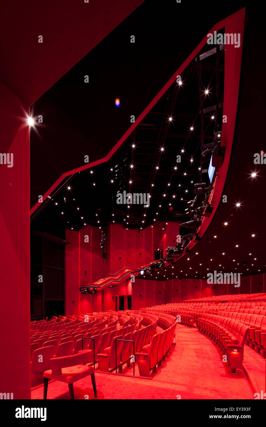 Auditorium piano e di rango, palcoscenico teatro an der Elbe, Amburgo, Germania Foto Stock