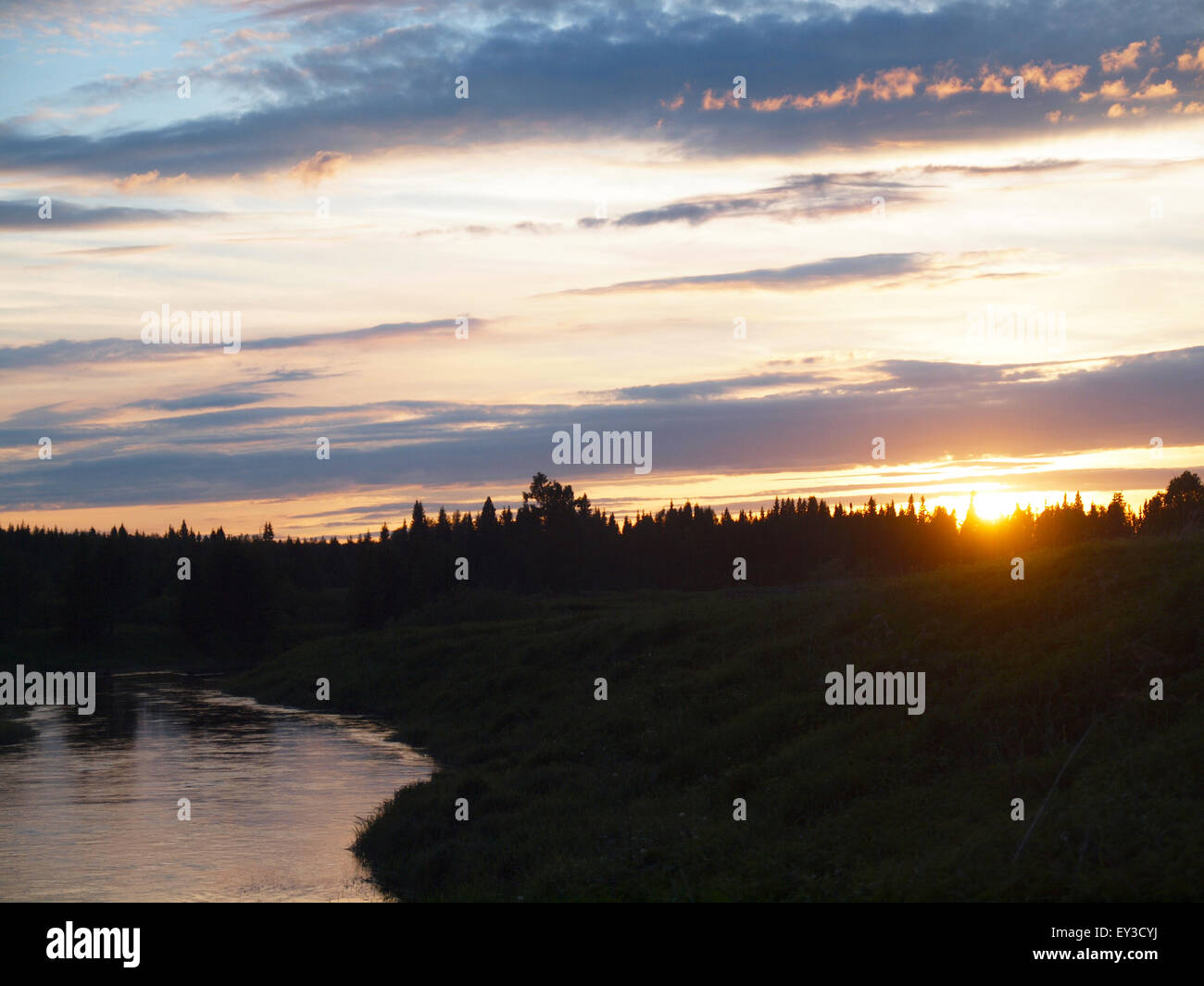 Tramonto sul fiume Ural Foto Stock