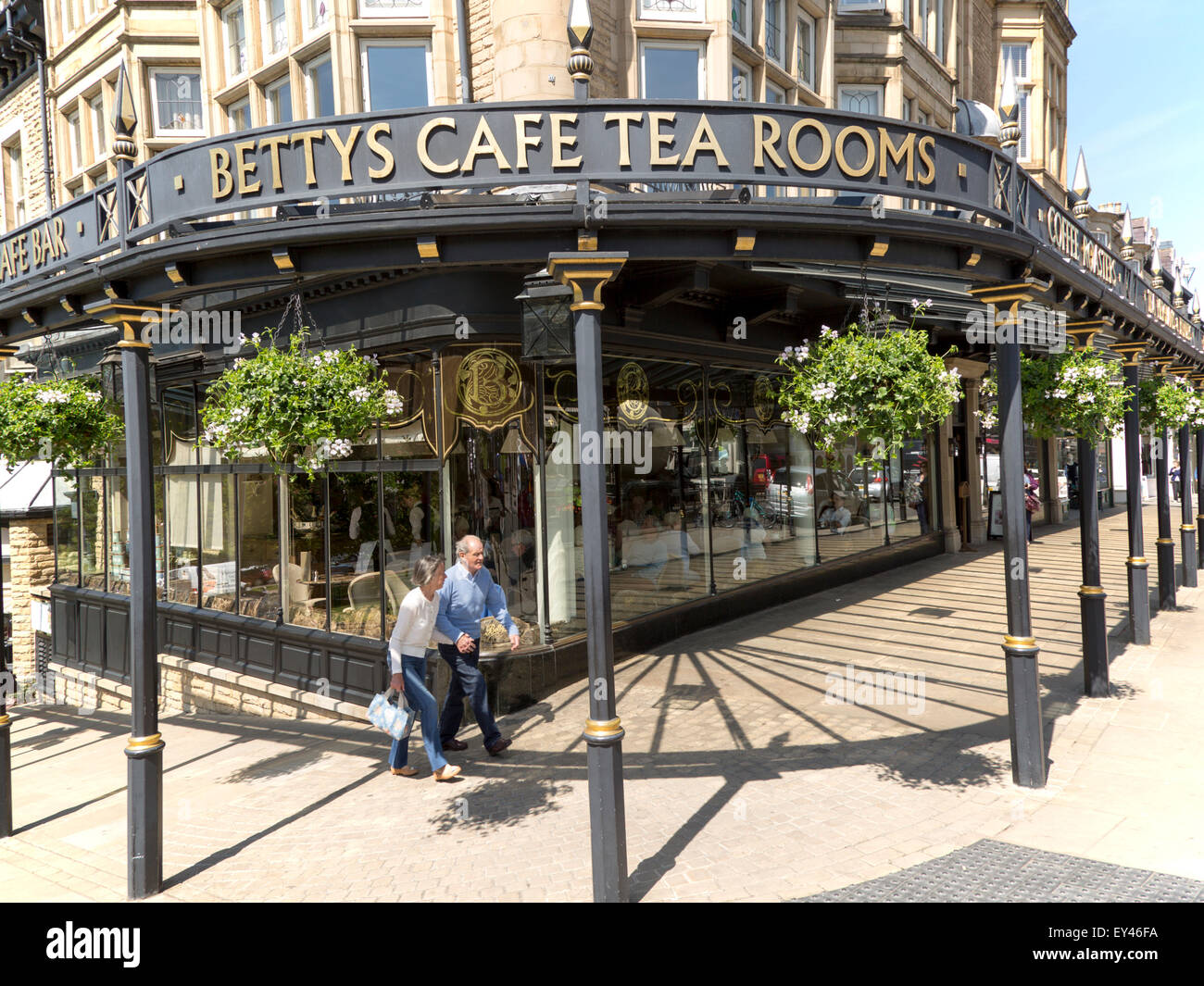 Bettys cafe sale da tè, Harrogate, nello Yorkshire, Inghilterra, Regno Unito Foto Stock