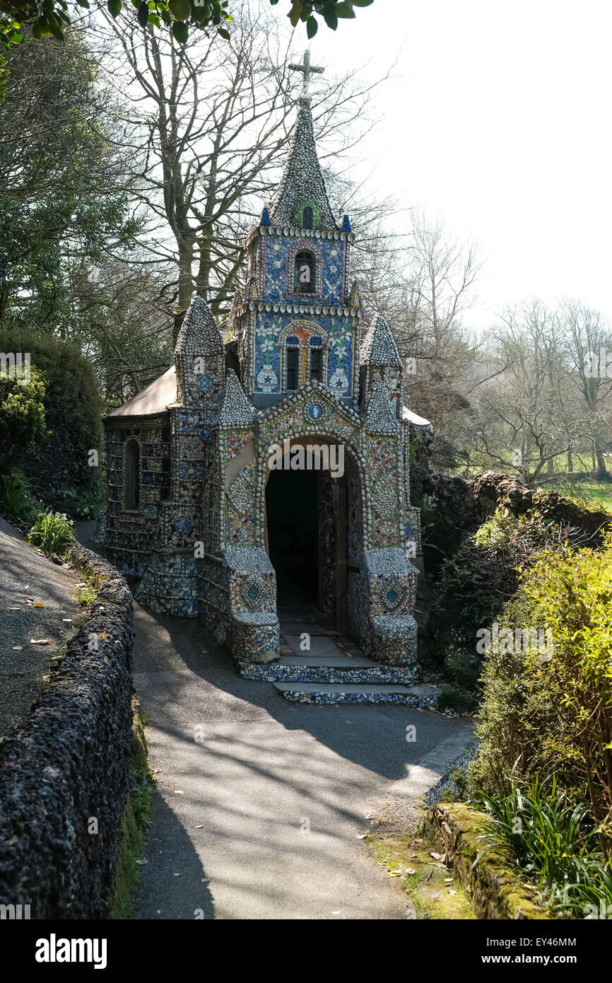 La piccola cappella Guernsey coperti in Cina rotto da pellegrini Foto Stock
