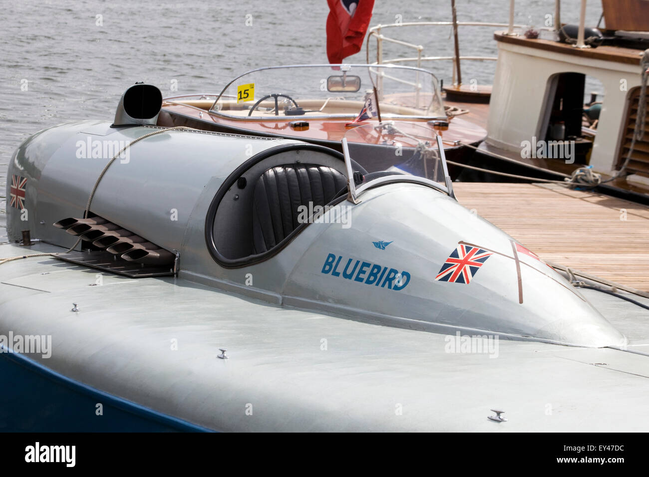 Originale di Bluebird K3 di acqua per record di velocità su idrovolante powerboat Henley-on-Thames barca tradizionale Festival Foto Stock