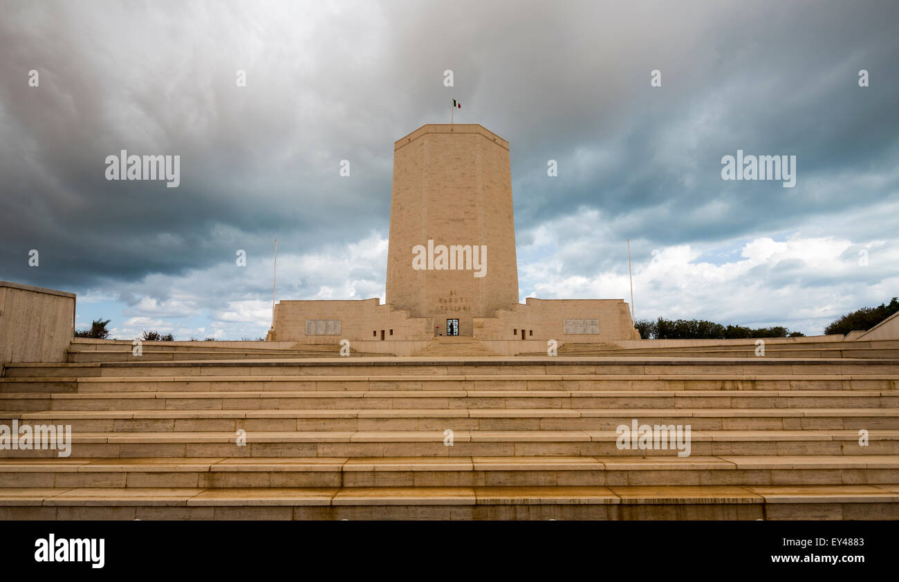 L'Italiano Seconda guerra mondiale memorial, El Alamein, Egitto Foto Stock