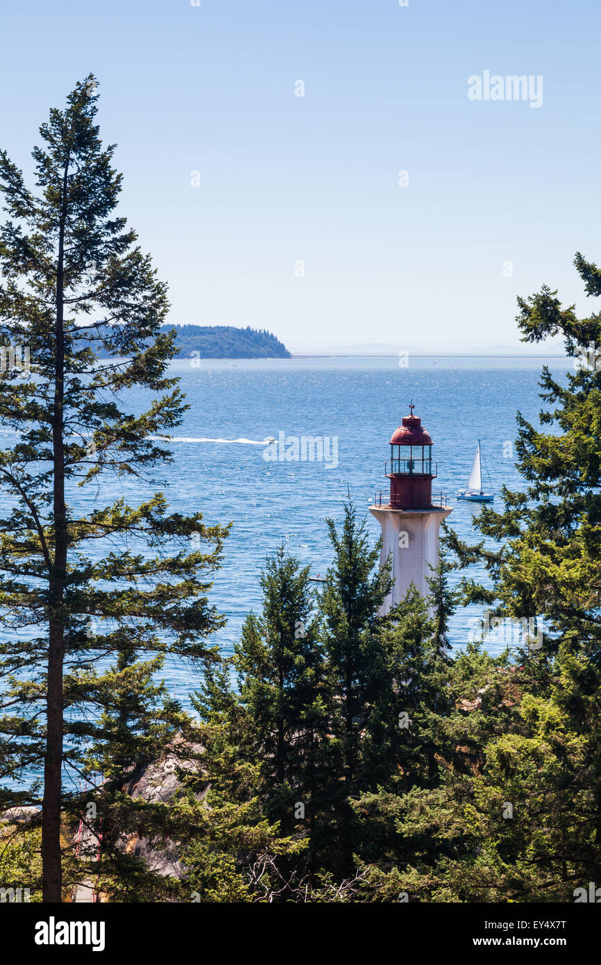 Punto atkinson faro all'ingresso burrard ingresso, Vancouver, British Columbia Foto Stock