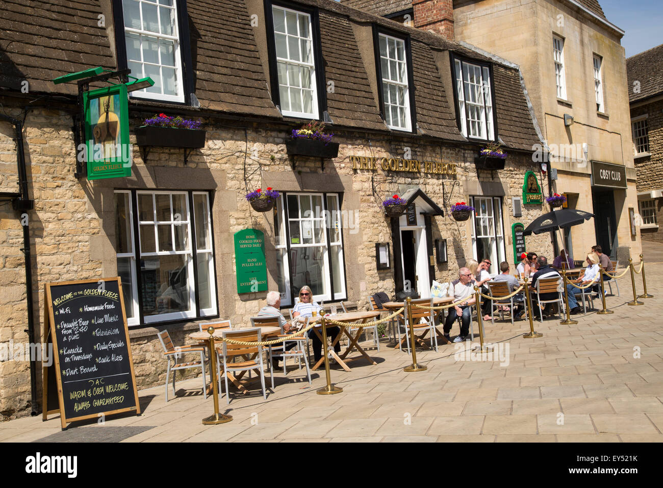 Il Vello d'oro pub, Stamford, Lincolnshire, England, Regno Unito Foto Stock