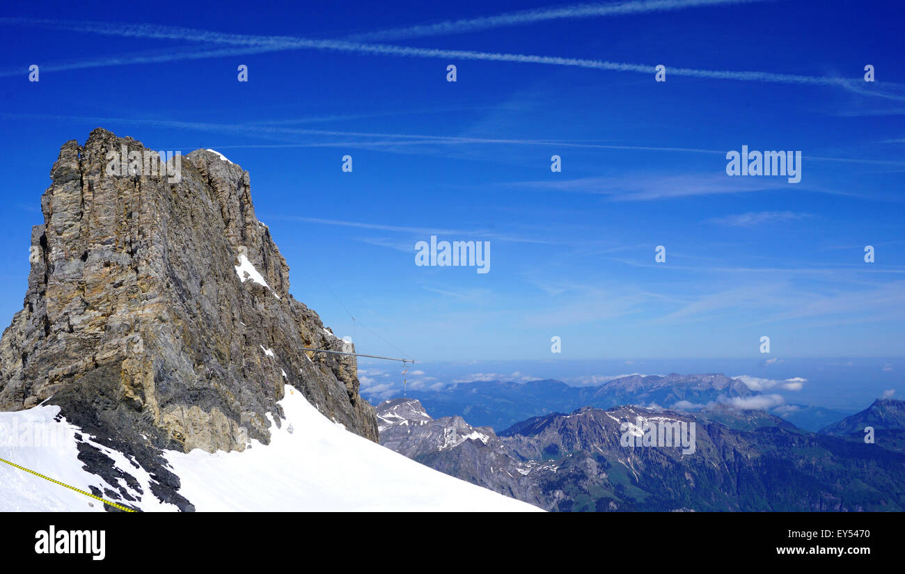 Parte superiore delle montagne di pietra paesaggio Titlis, Svizzera Foto Stock