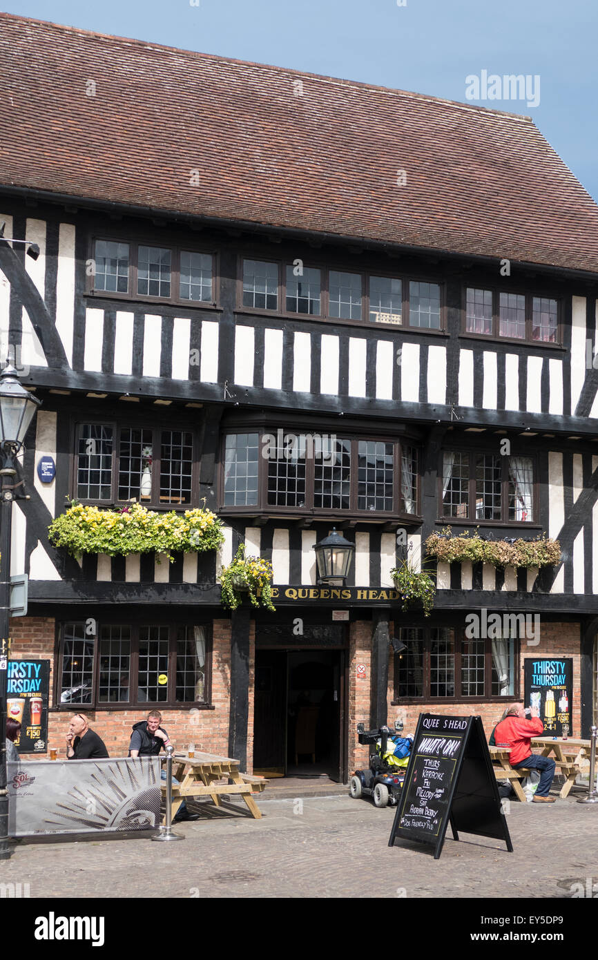 Inghilterra, Nottinghamshire, Newark-on-Trent, Queen's Head pub Foto Stock