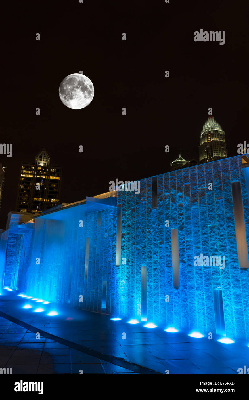 Fontana ROMARE BEARDEN PARK DOWNTOWN CHARLOTTE MACKLENBURG COUNTY North Carolina USA Foto Stock