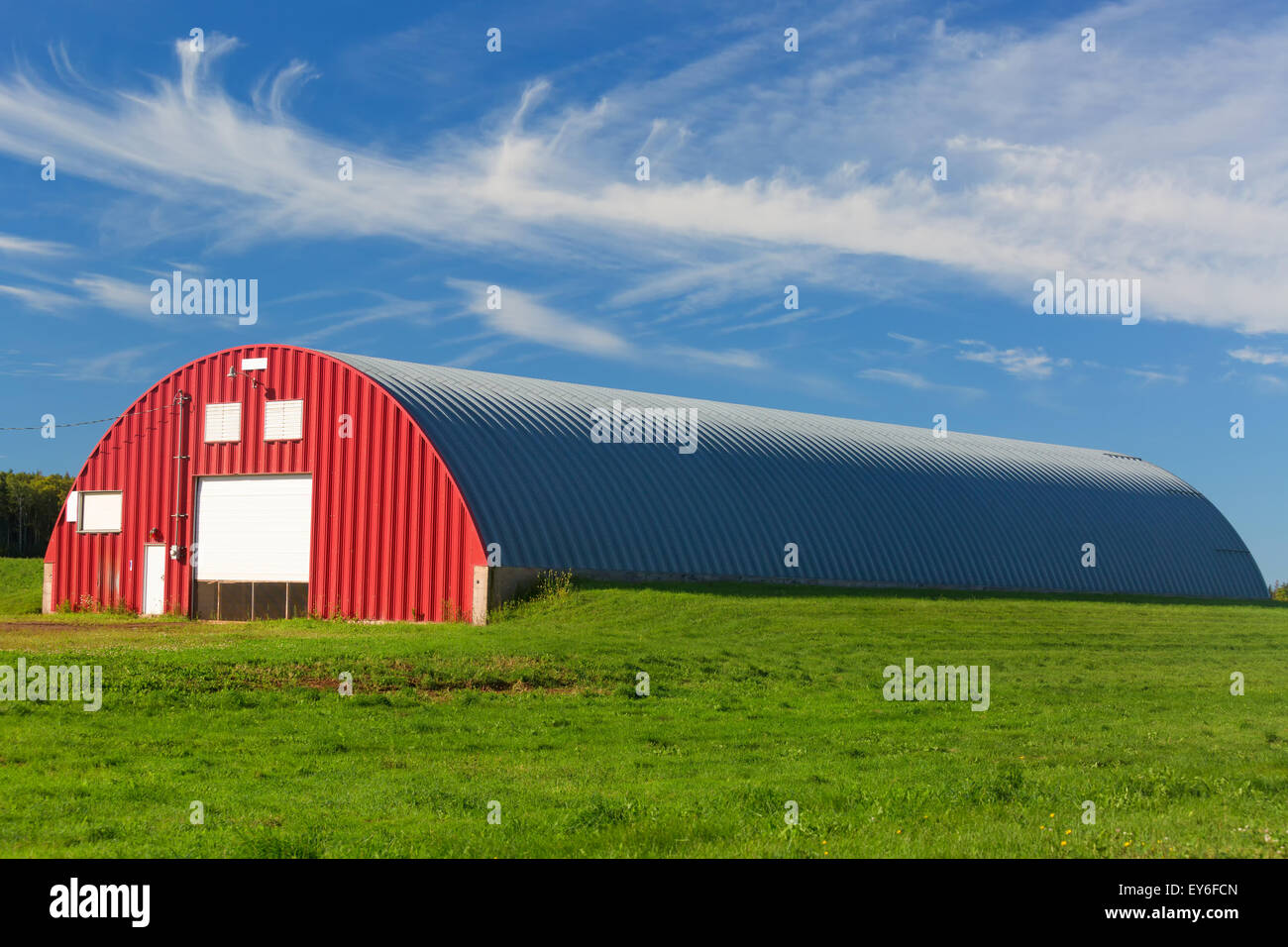 Storage di patate magazzino in estate il sole su Prince Edward Island, Canada. Foto Stock