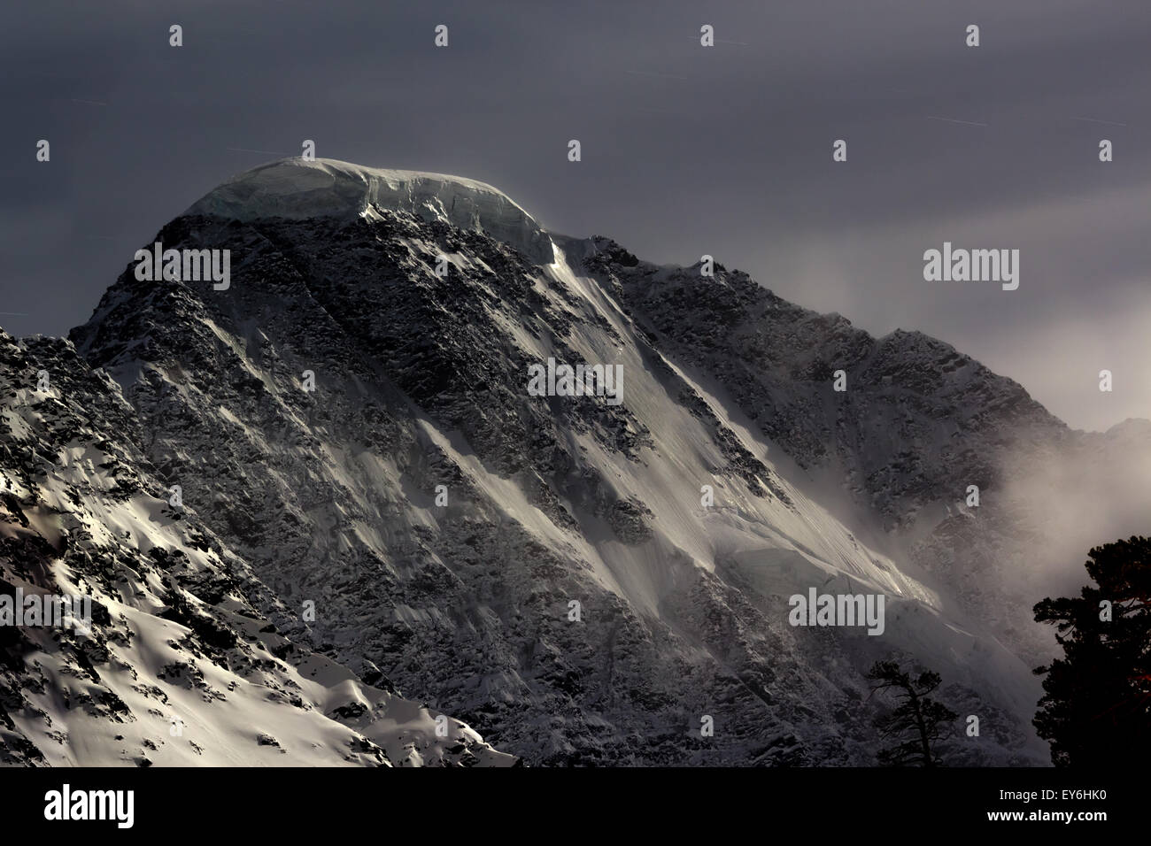 Donguz-Orun (4468 m). Foto Stock