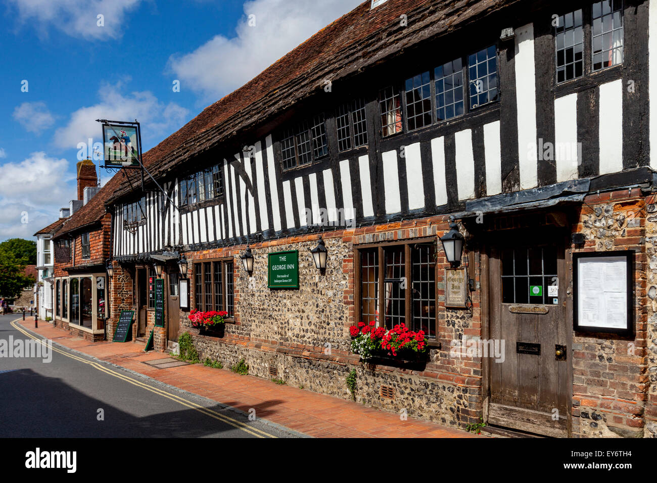 Il George Inn, Alfriston, Sussex, Regno Unito Foto Stock