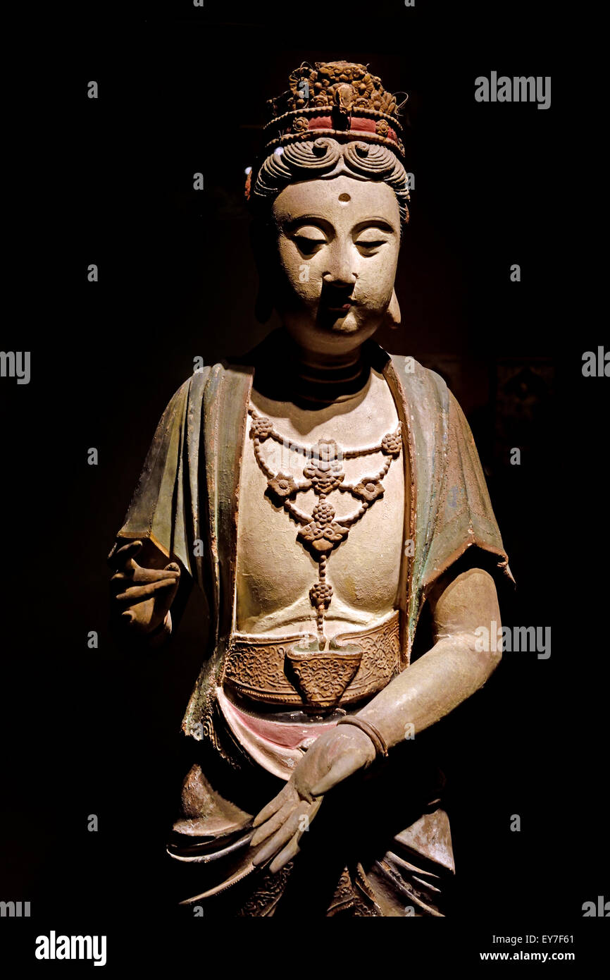 Bodhisattva argilla dipinta Song Dynasty ANNUNCIO 960-1279 al Museo di Shanghai di Antica Arte Cinese Cina Foto Stock