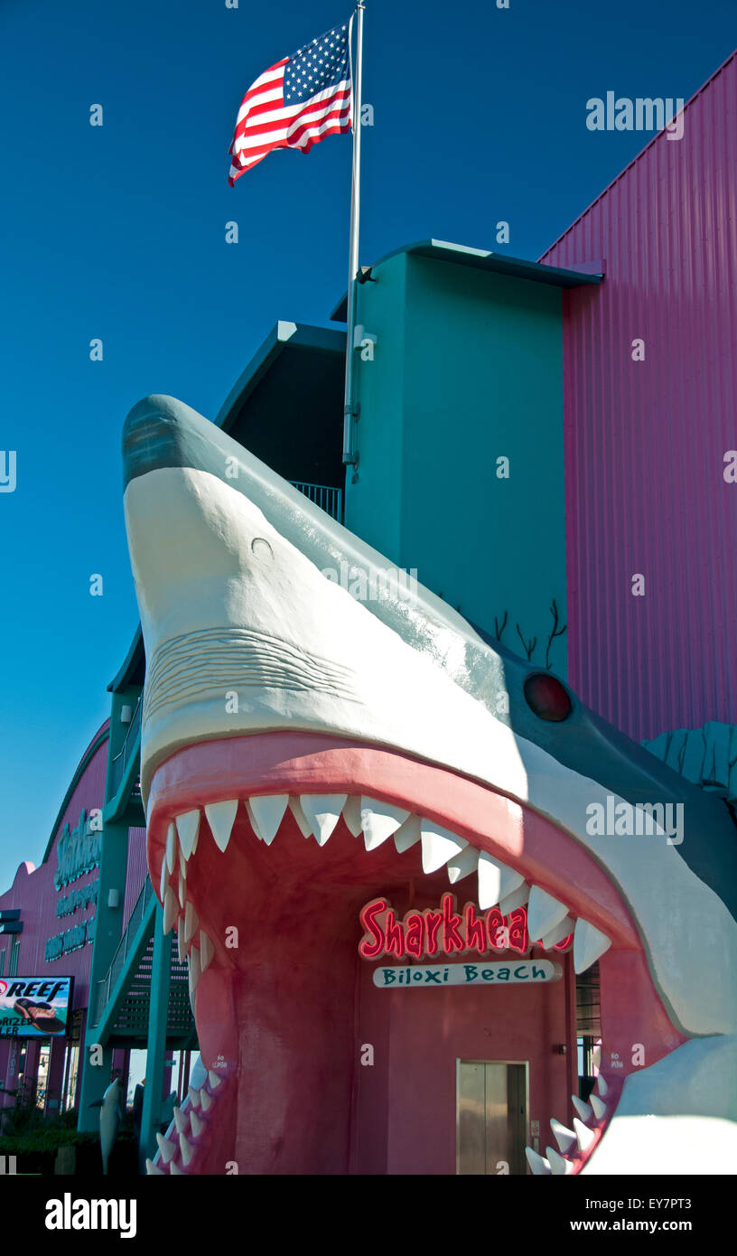 Sharkheads città di souvenir, una spiaggia negozio di abbigliamento in Biloxi Mississippi Foto Stock