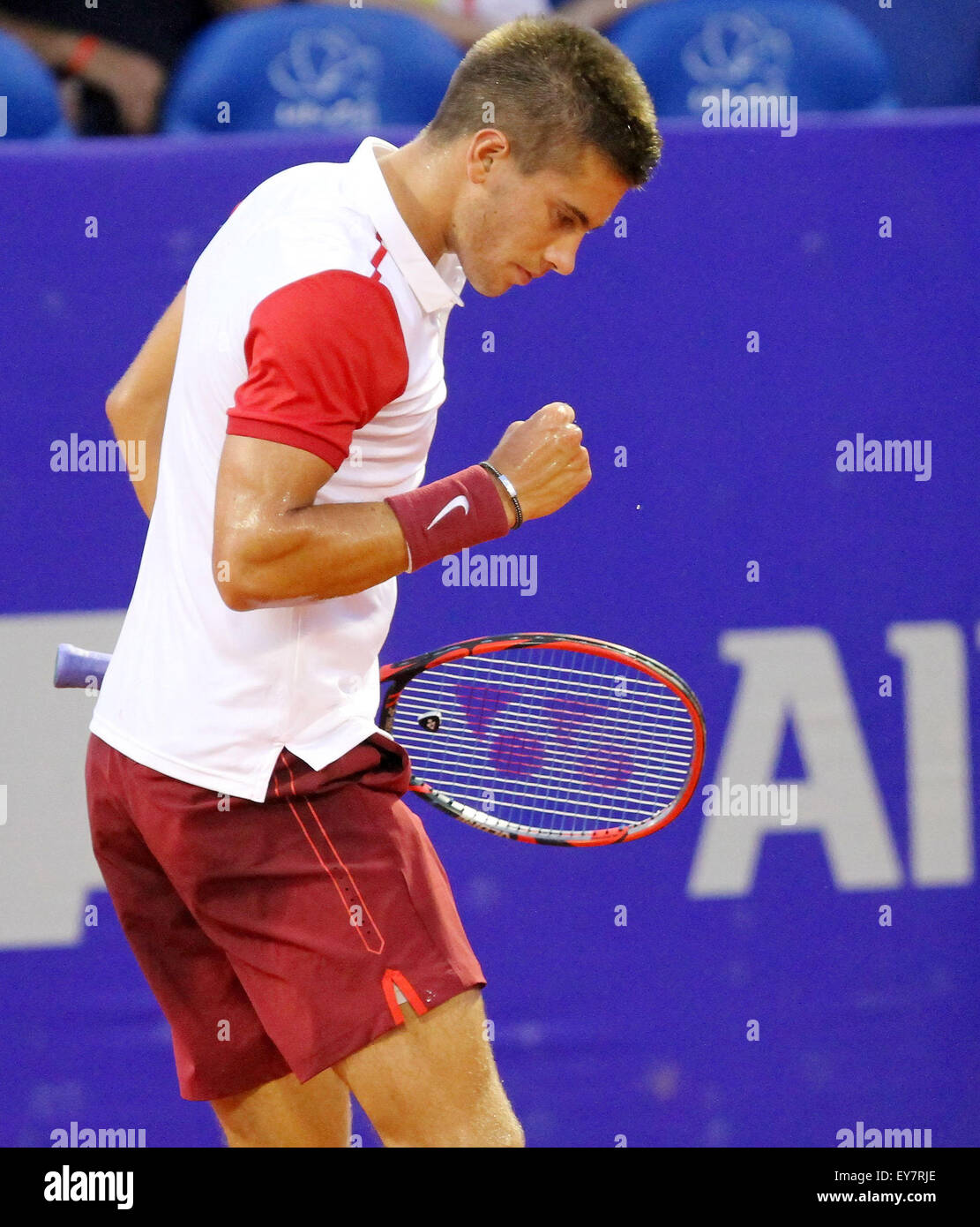 Umag, Croazia. 23 Luglio, 2015. (Croazia) Borna Coric durante il match singles Coric v Bedene in ATP 26 Konzum Croatia Open torneo di Stadion Stella Maris, sulla luglio 23, 2015 a Umag. Credito: Andrea Spinelli/Alamy Live News Foto Stock