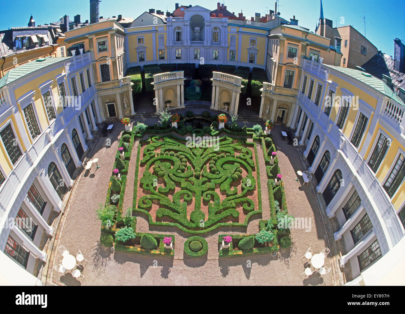 Giardino barocco a Tessinska palazzo nella città vecchia di Stoccolma Foto Stock