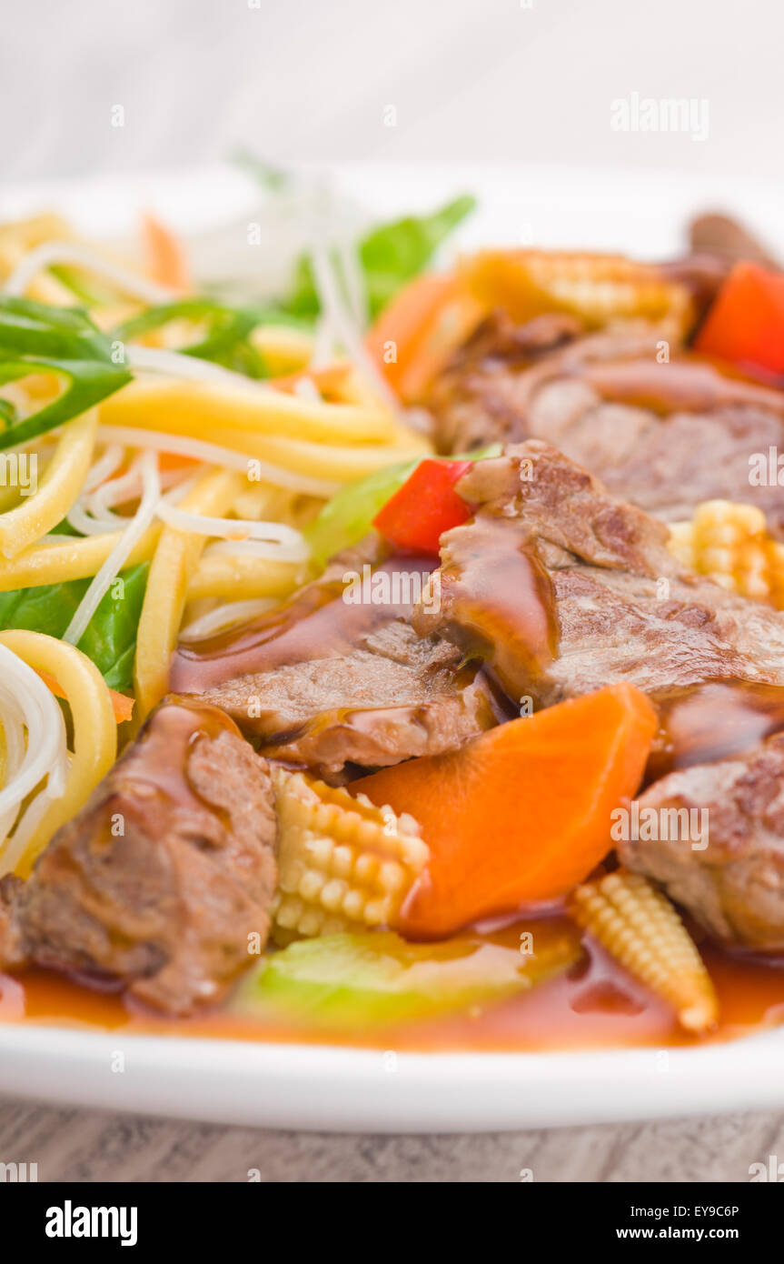 Sud Hongkong Cinese Cantonese con carne di manzo tagliatelle Foto Stock