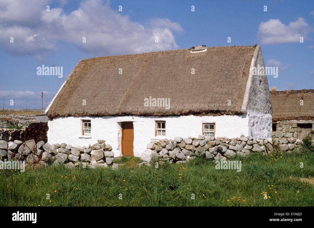Cottage tradizionale, Rossaveel, nella contea di Galway, Irlanda Foto Stock