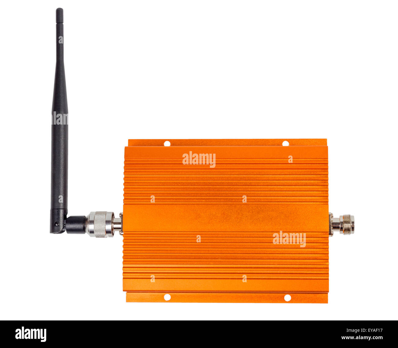 Amplificazione di ripetitore di segnale per cellulare GSM con antenne montate isolati su sfondo bianco Foto Stock