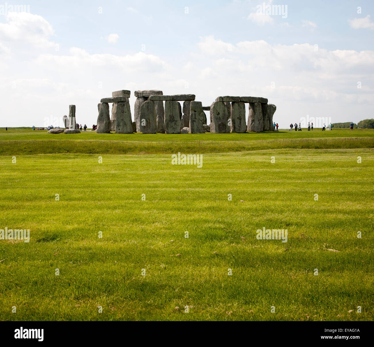Eredità di Mondo henge sito neolitico di pietre permanente a Stonehenge, Amesbury, Wiltshire, Inghilterra, Regno Unito Foto Stock