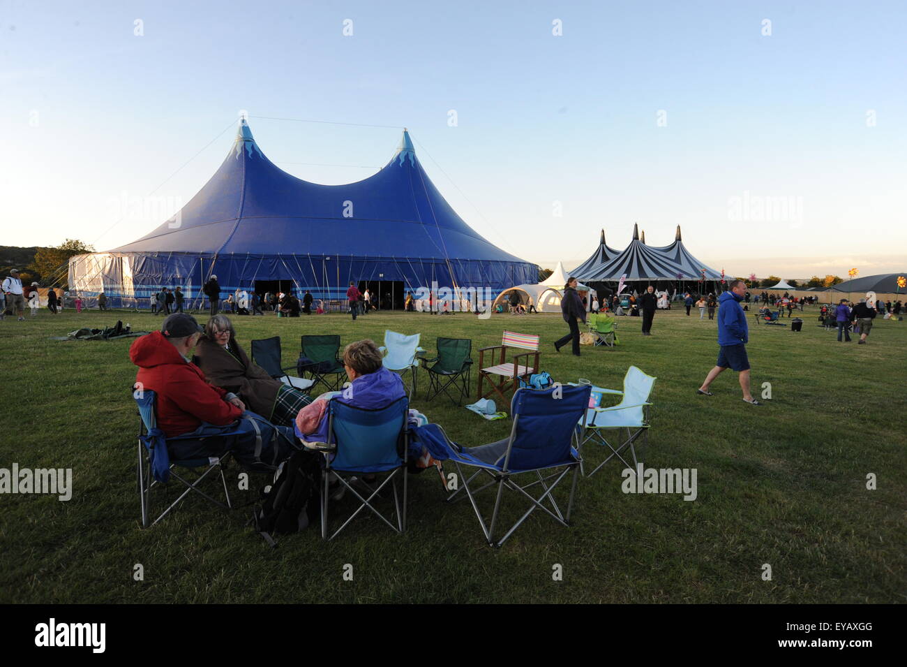 Barnsley, nello Yorkshire, Regno Unito. Xxv Luglio, 2015. Sotto le stelle Festival, Barnsley, South Yorkshire. Immagine: Scott Bairstow/Alamy Foto Stock